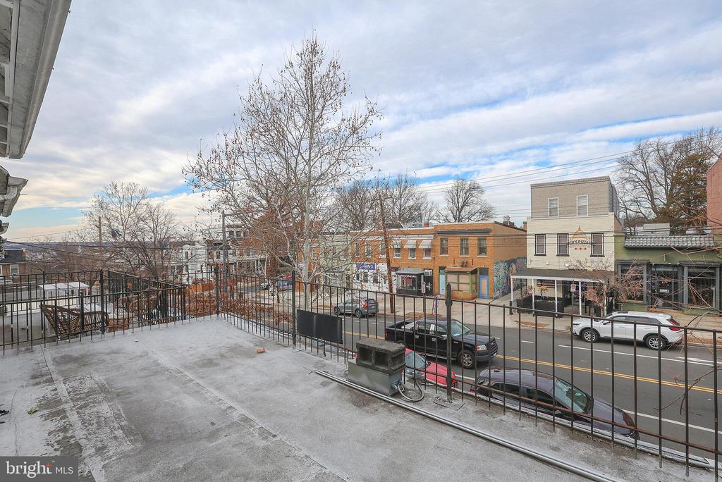 222 UPSHUR STREET NW