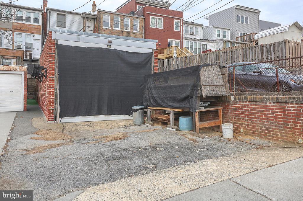222 UPSHUR STREET NW