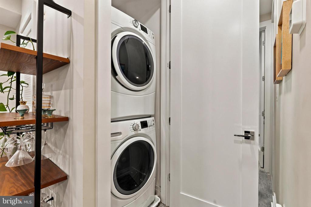 2618 UNIVERSITY PLACE NW Unit: 2