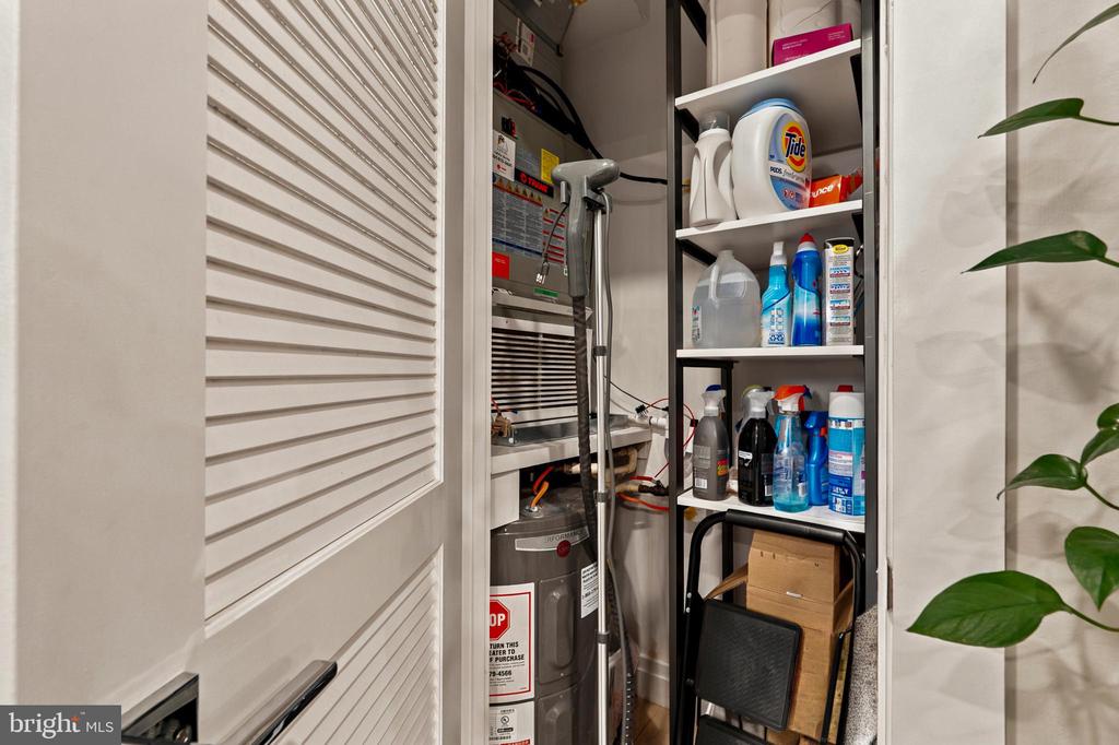 2618 UNIVERSITY PLACE NW Unit: 2