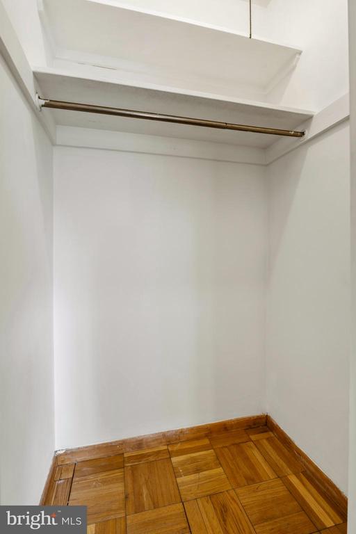4200 CATHEDRAL AVENUE NW Unit: 607