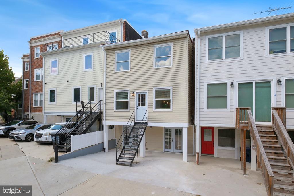 3521 16TH STREET NW