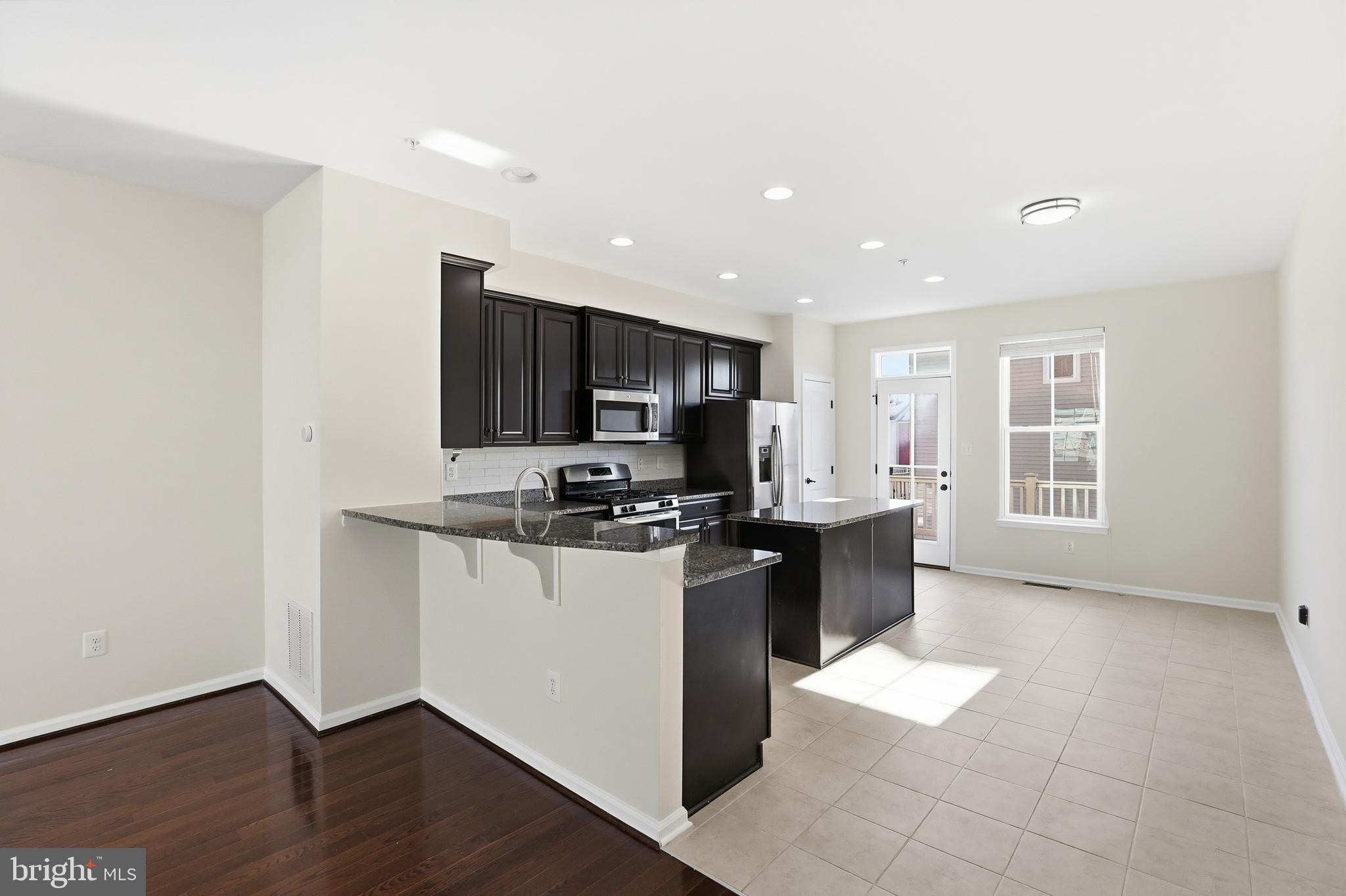 461 WILLOW BEND DRIVE