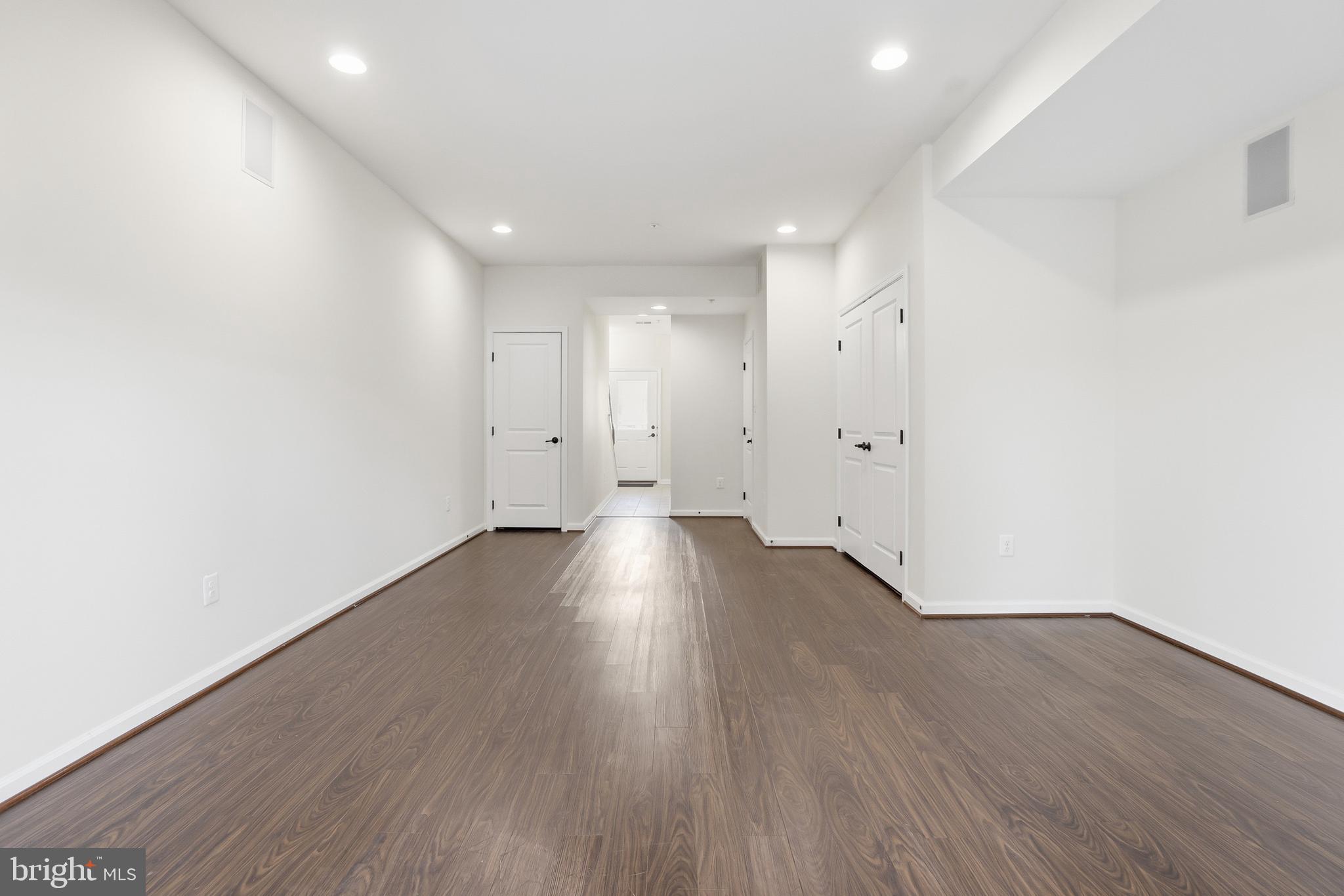 461 WILLOW BEND DRIVE