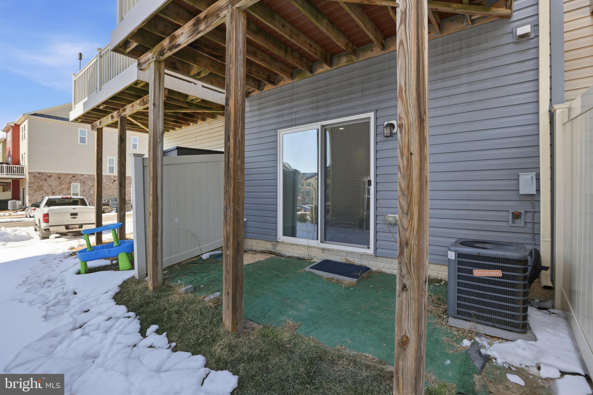 461 WILLOW BEND DRIVE