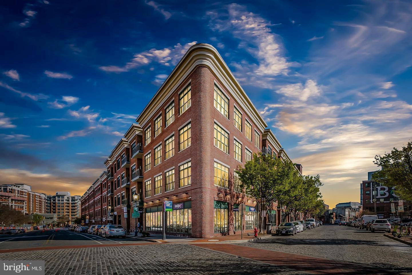 1500 THAMES STREET 203