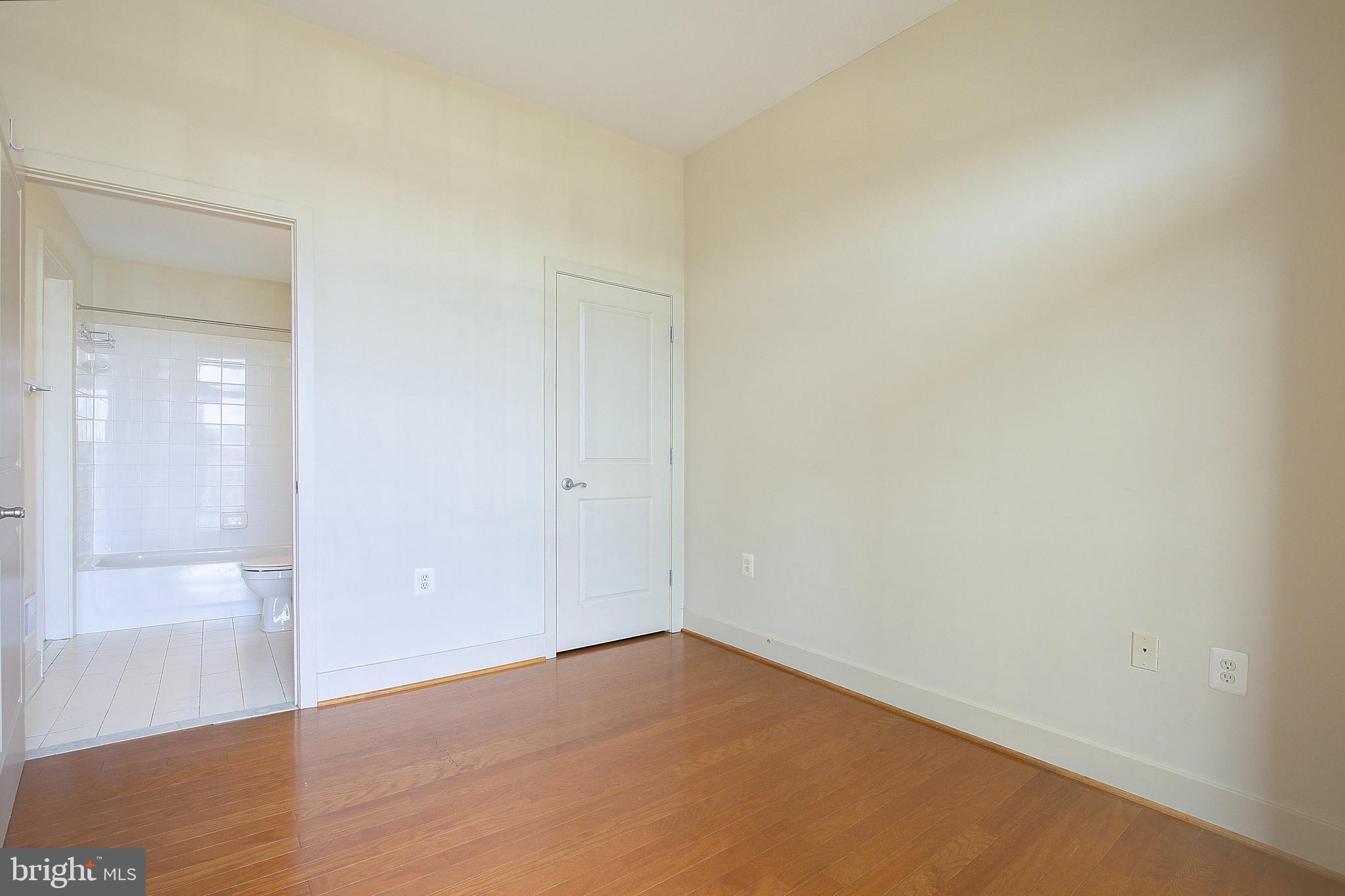 1500 THAMES STREET 203