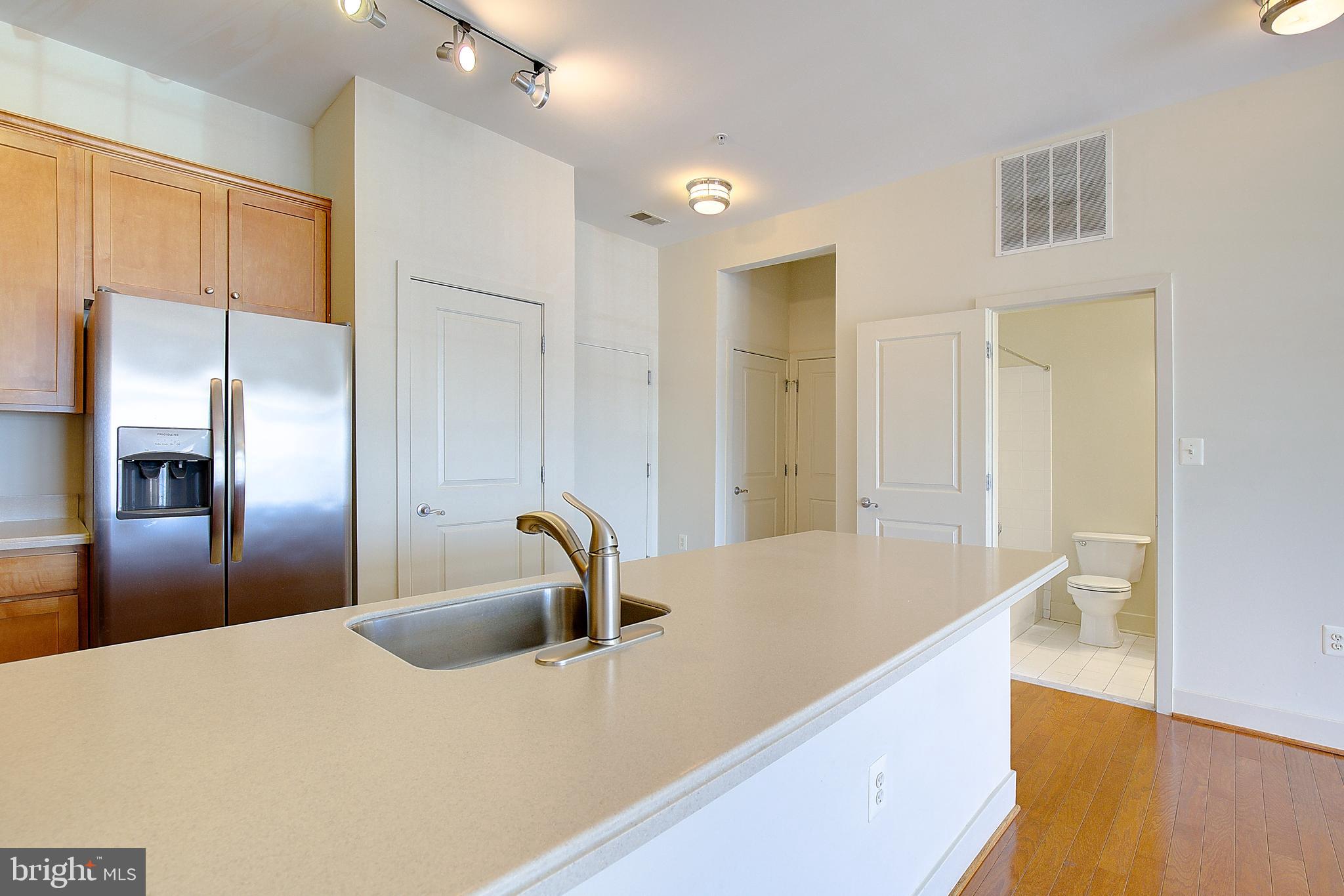 1500 THAMES STREET 203