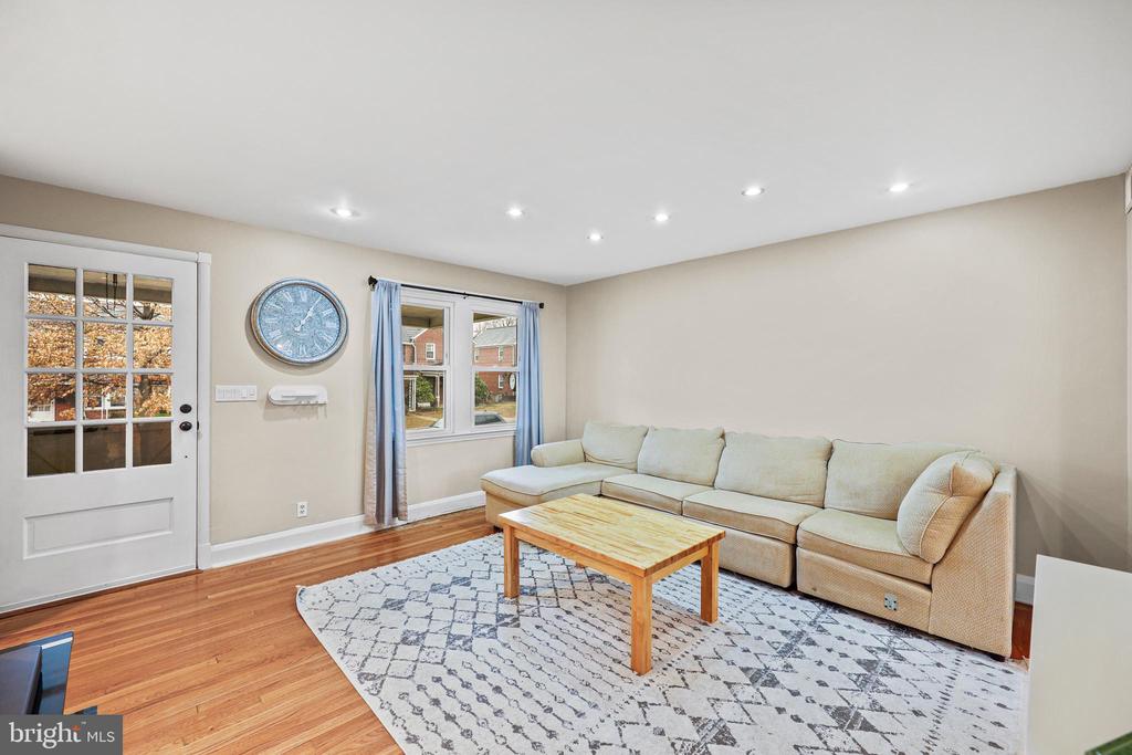 329 WESTSHIRE ROAD