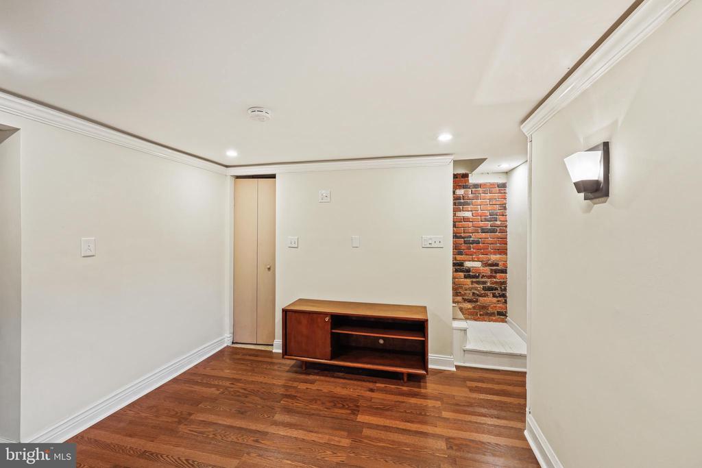 329 WESTSHIRE ROAD