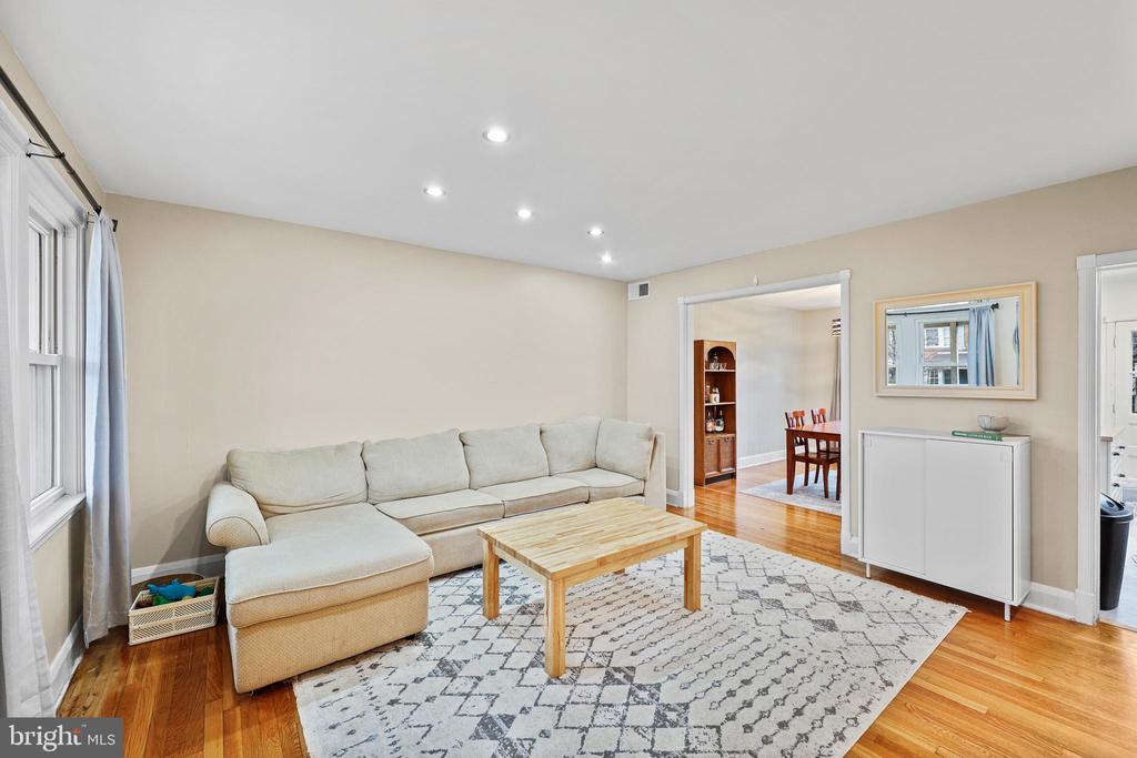 329 WESTSHIRE ROAD