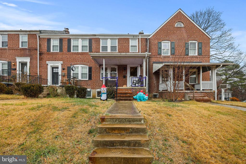 329 WESTSHIRE ROAD