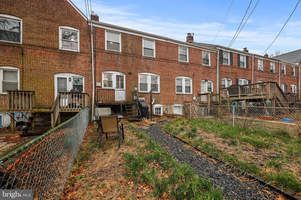 329 WESTSHIRE ROAD