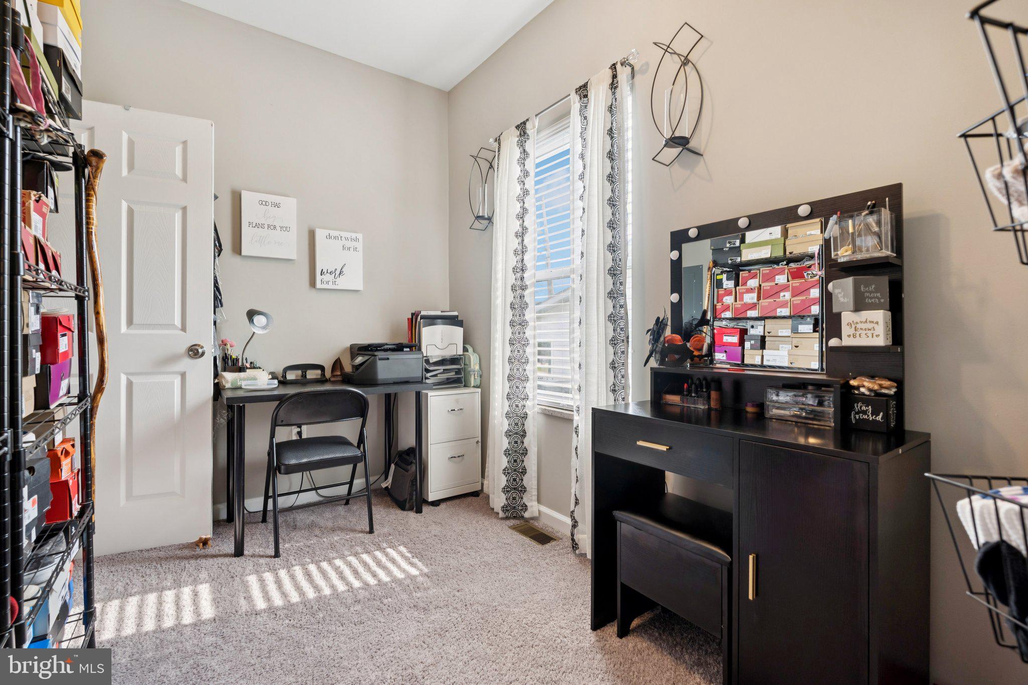 7520 AVONDALE AVENUE