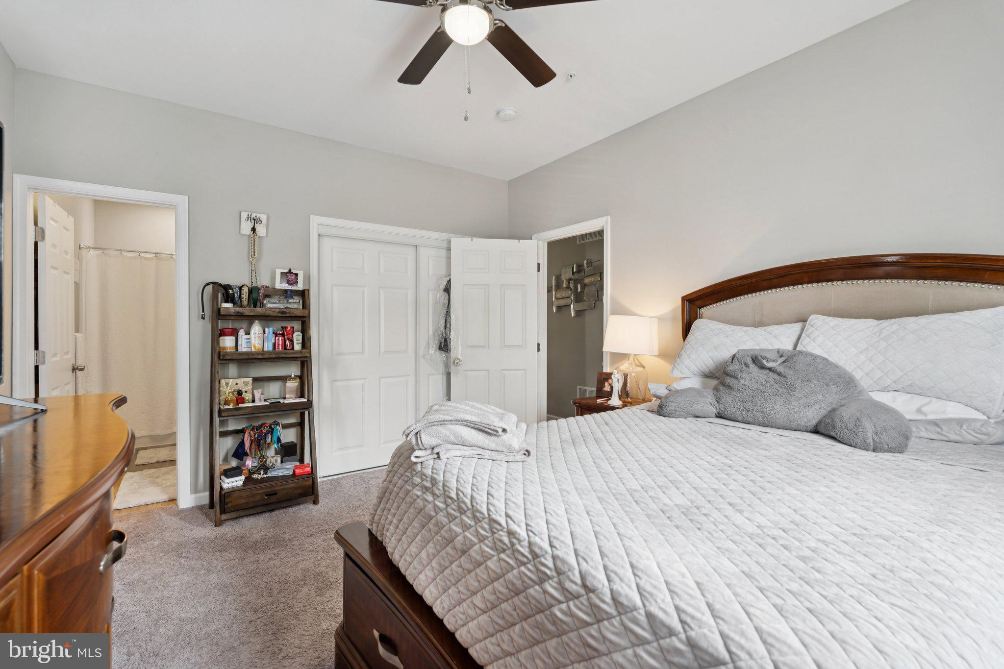 7520 AVONDALE AVENUE