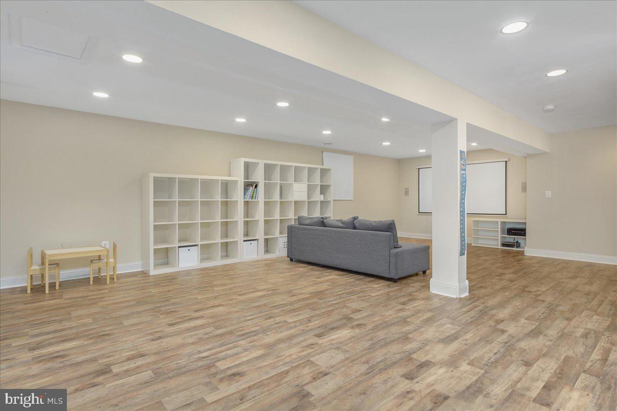 11074 SANANDREW DRIVE