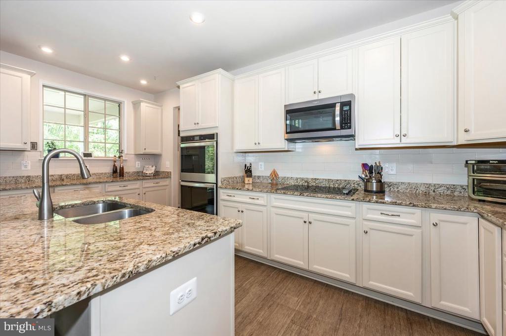 3521 FRANKS TERRACE