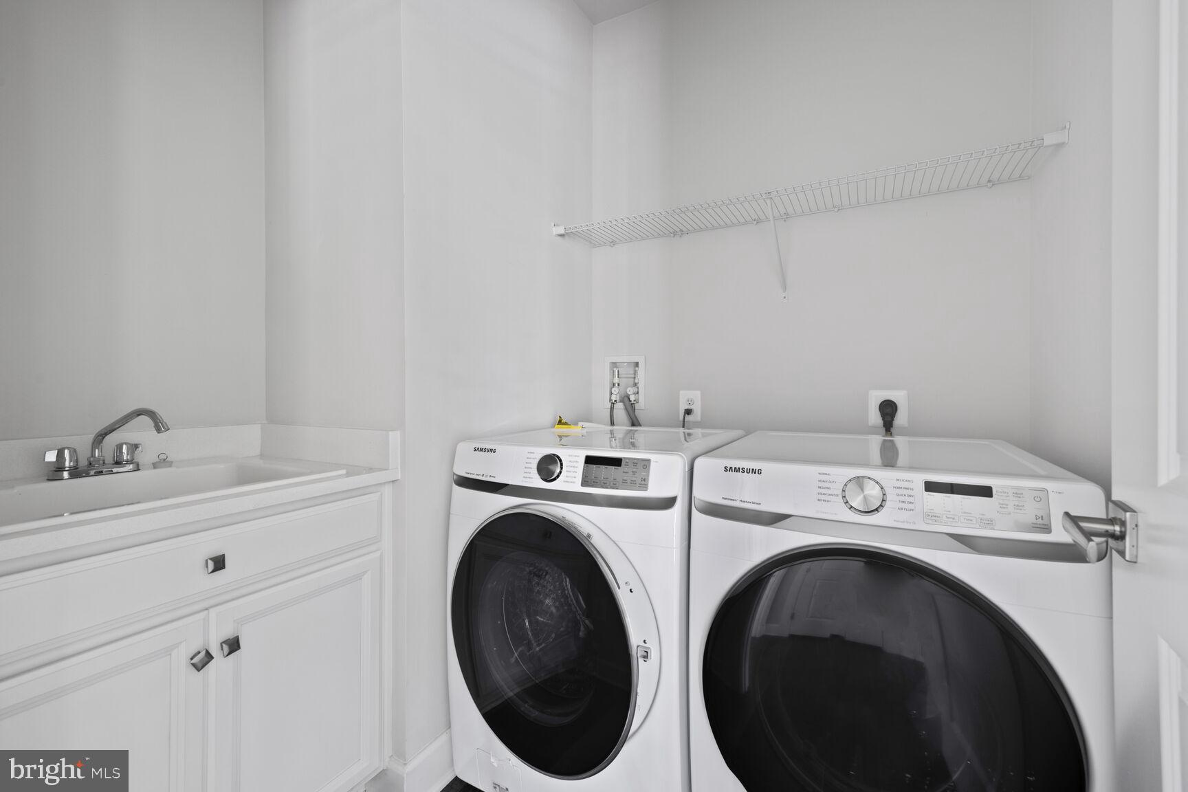 3112 CEDAR GROVE TER