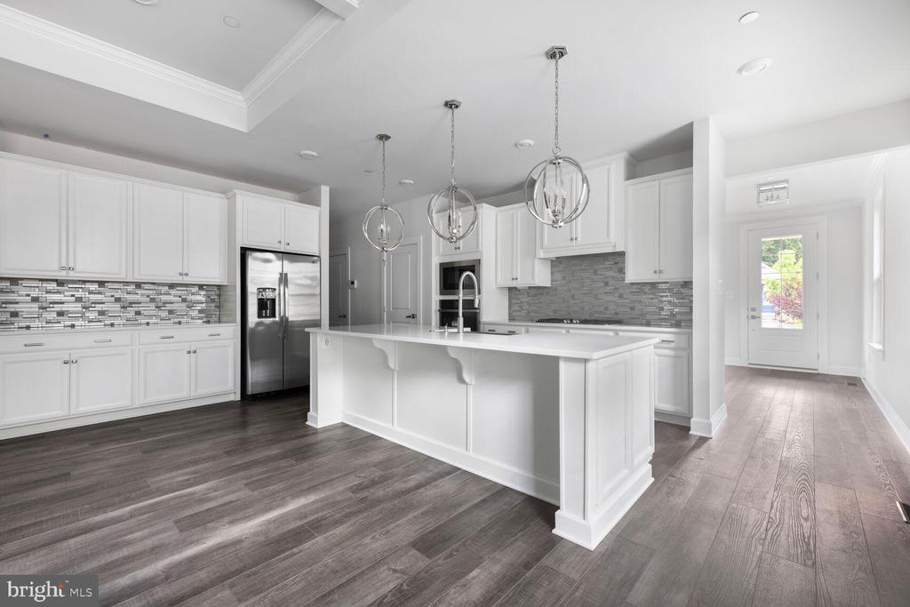 3112 CEDAR GROVE TER