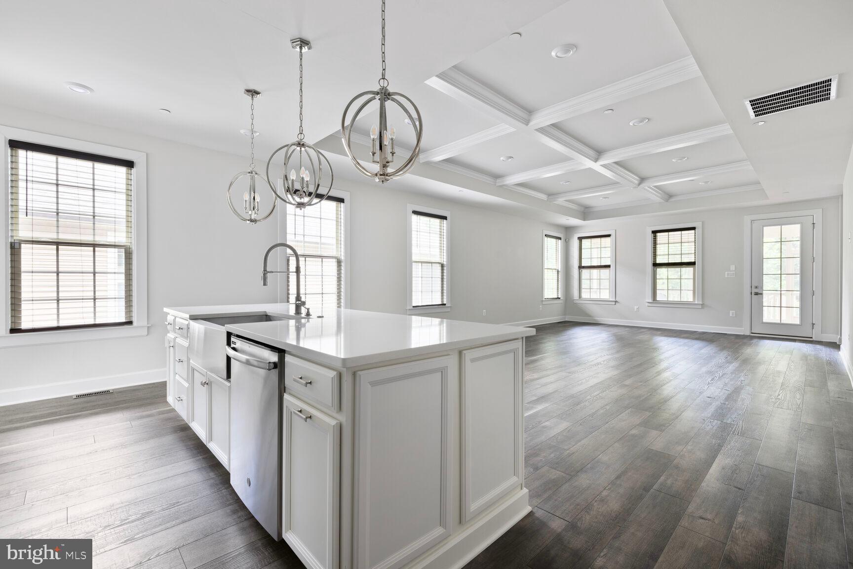 3112 CEDAR GROVE TER