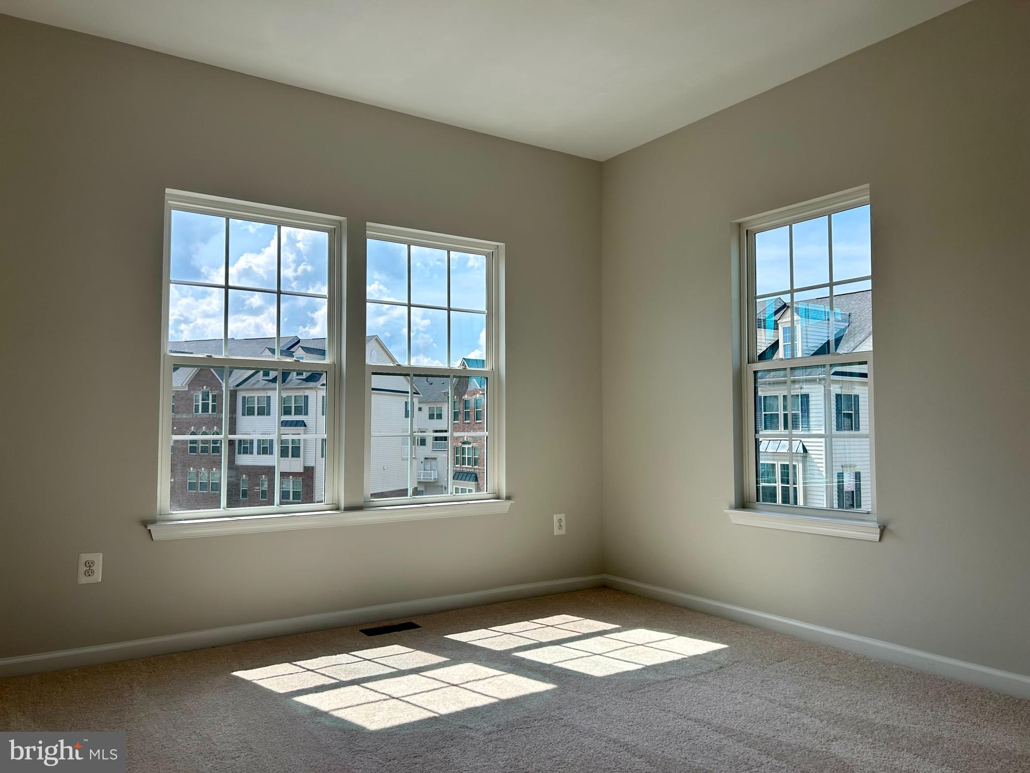 4903 JACK LINTON DRIVE N