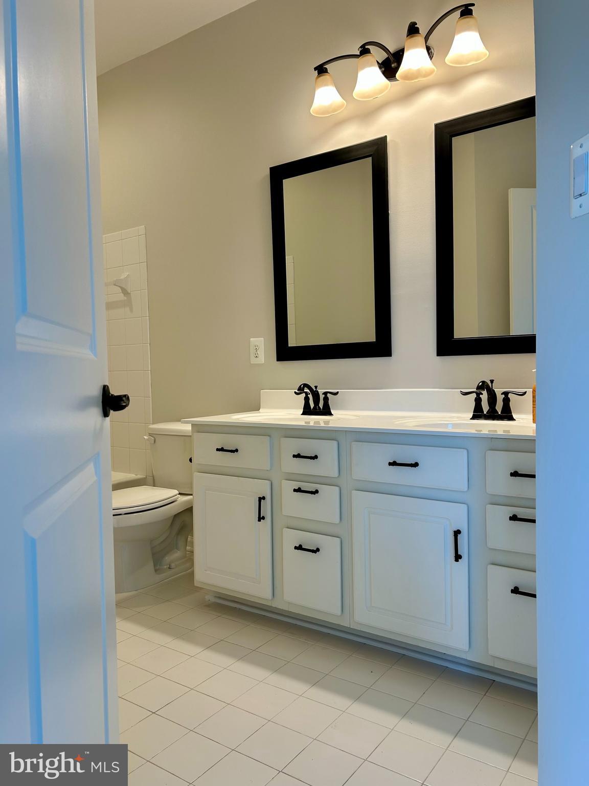 4903 JACK LINTON DRIVE N