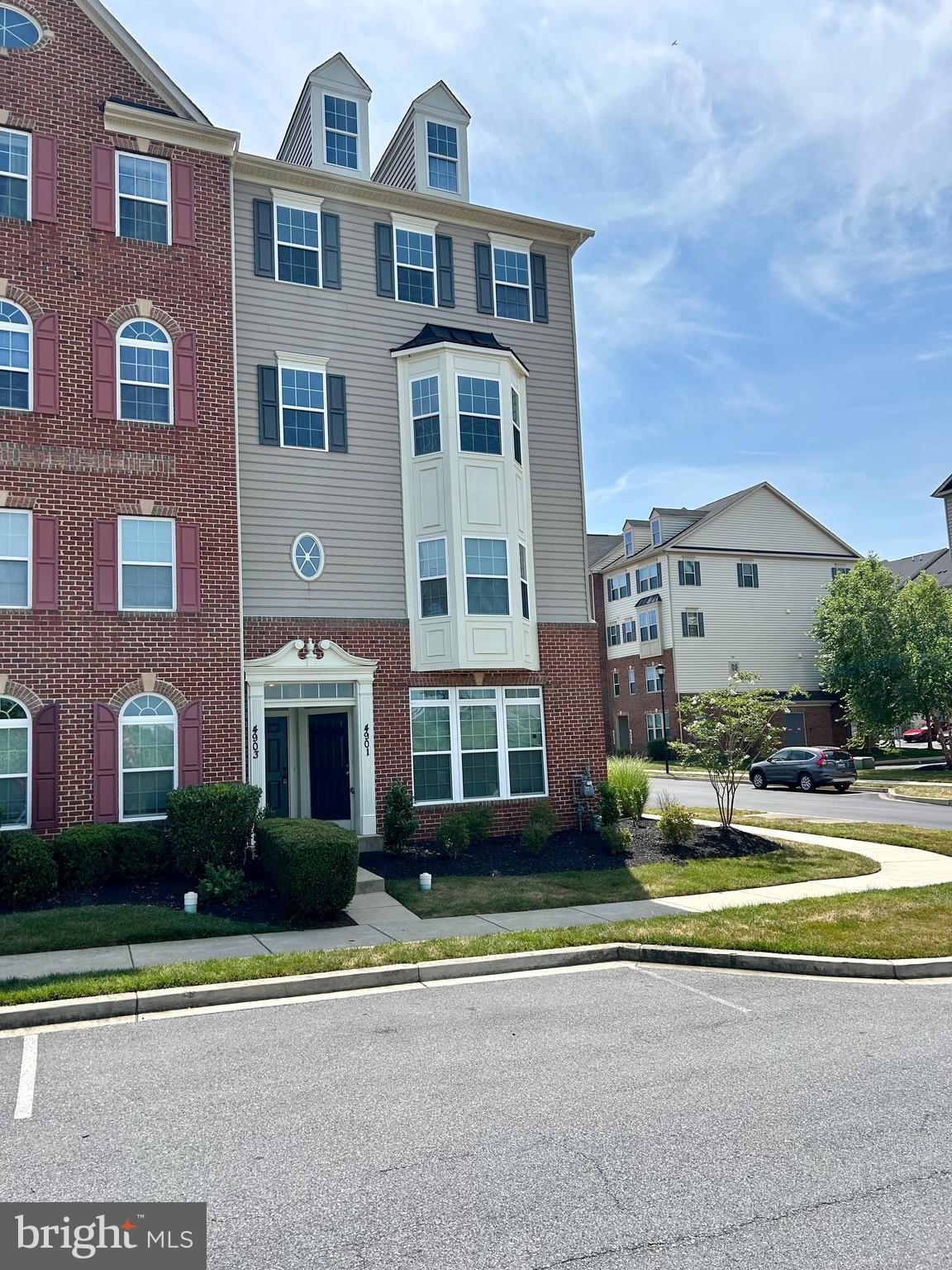 4903 JACK LINTON DRIVE N