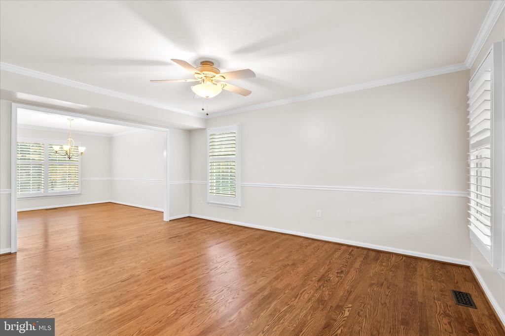 107 MINA DRIVE