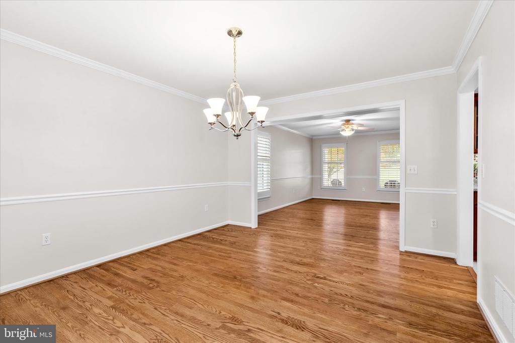 107 MINA DRIVE