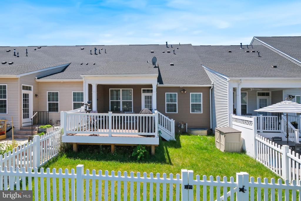 5311 CRAPE MYRTLE DRIVE