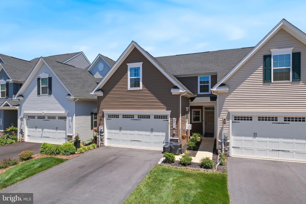 5311 CRAPE MYRTLE DRIVE