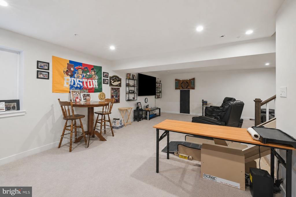 5311 CRAPE MYRTLE DRIVE