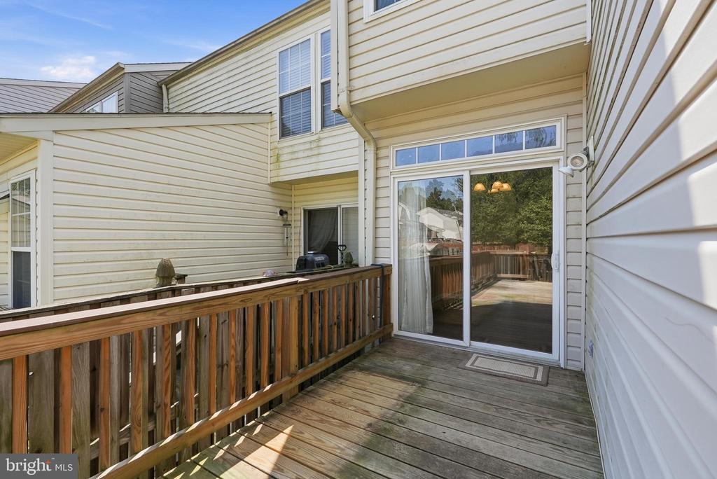 3163 FREESTONE COURT