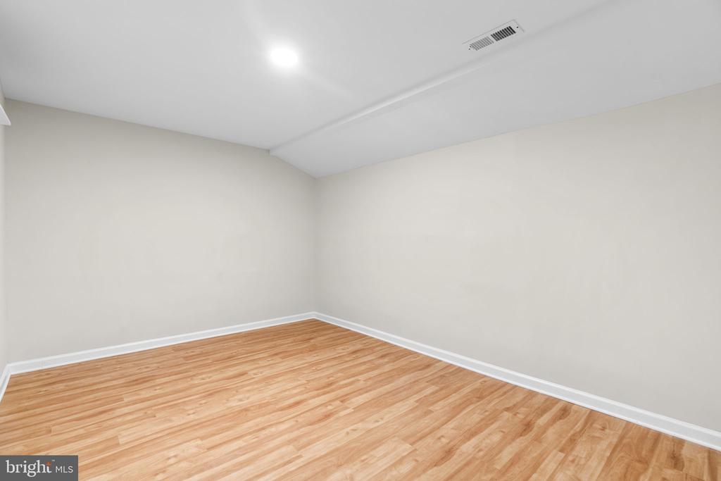 7129 STONE THROW WAY