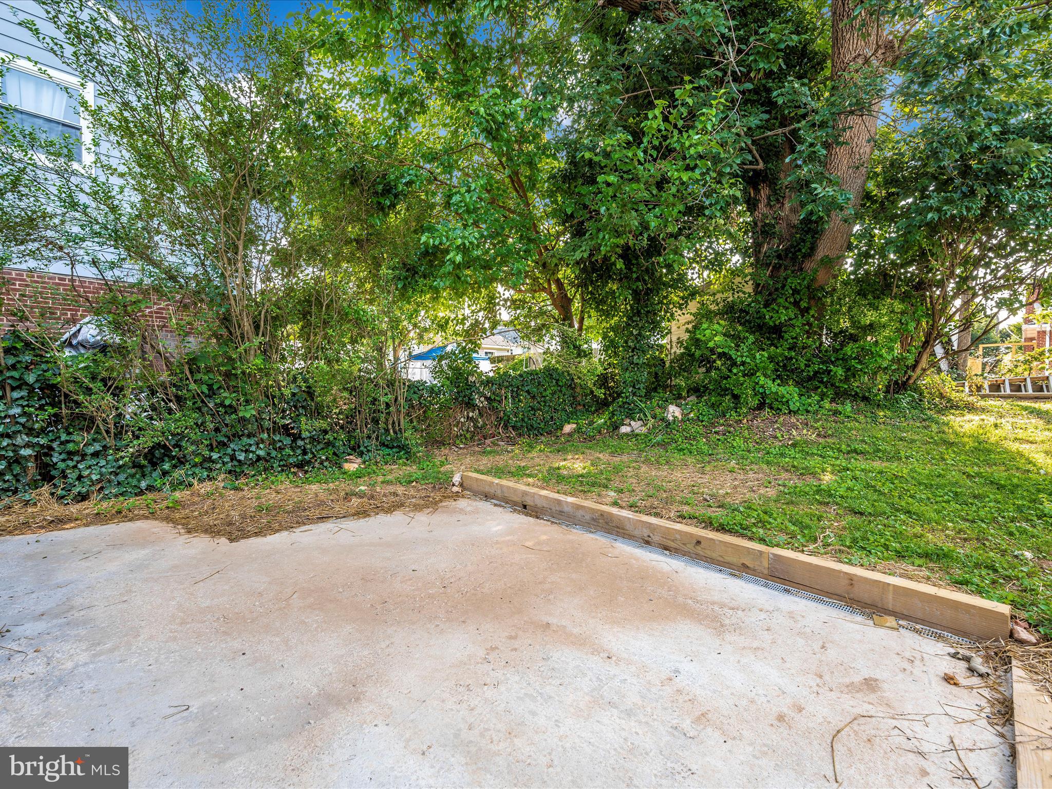 12523 Atherton Dr