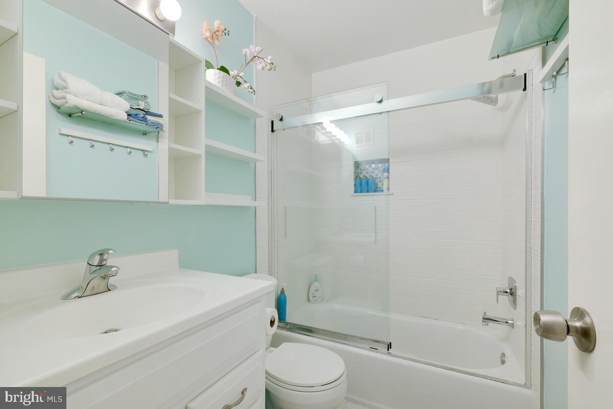 7558 Westlake Ter #38