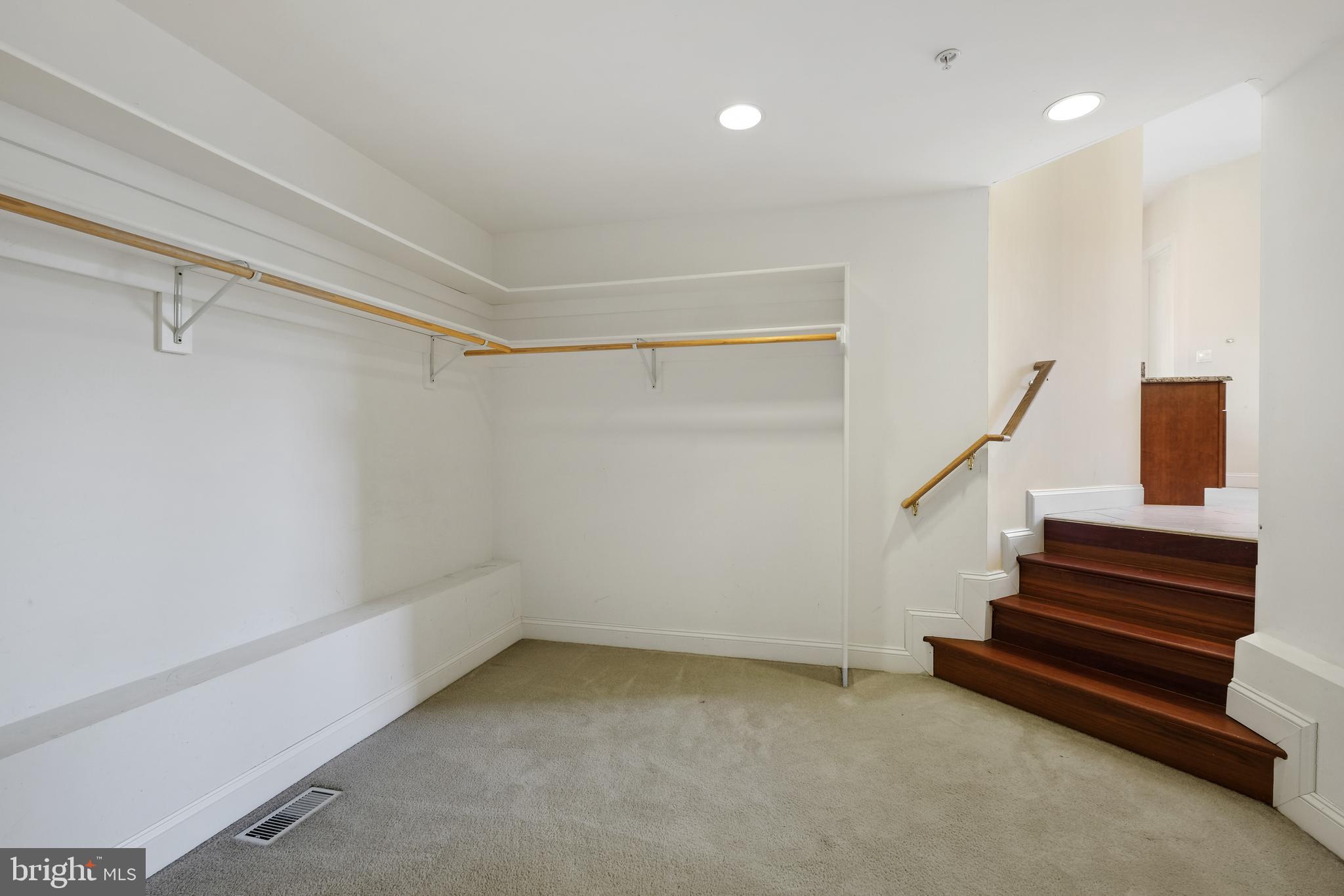 13533 MAGRUDER FARM COURT