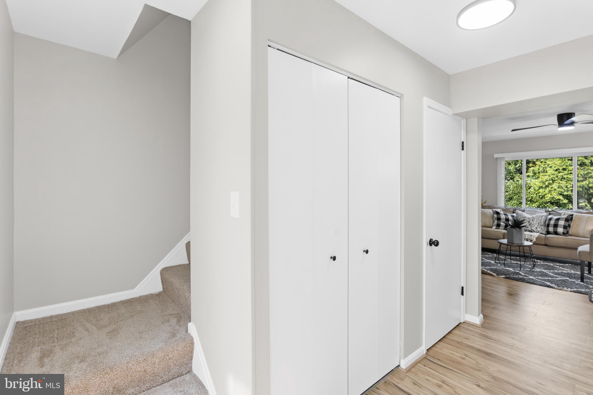 7243 Mill Run Dr #12-7