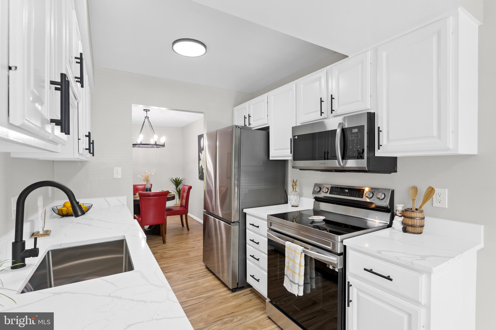 7243 Mill Run Dr #12-7