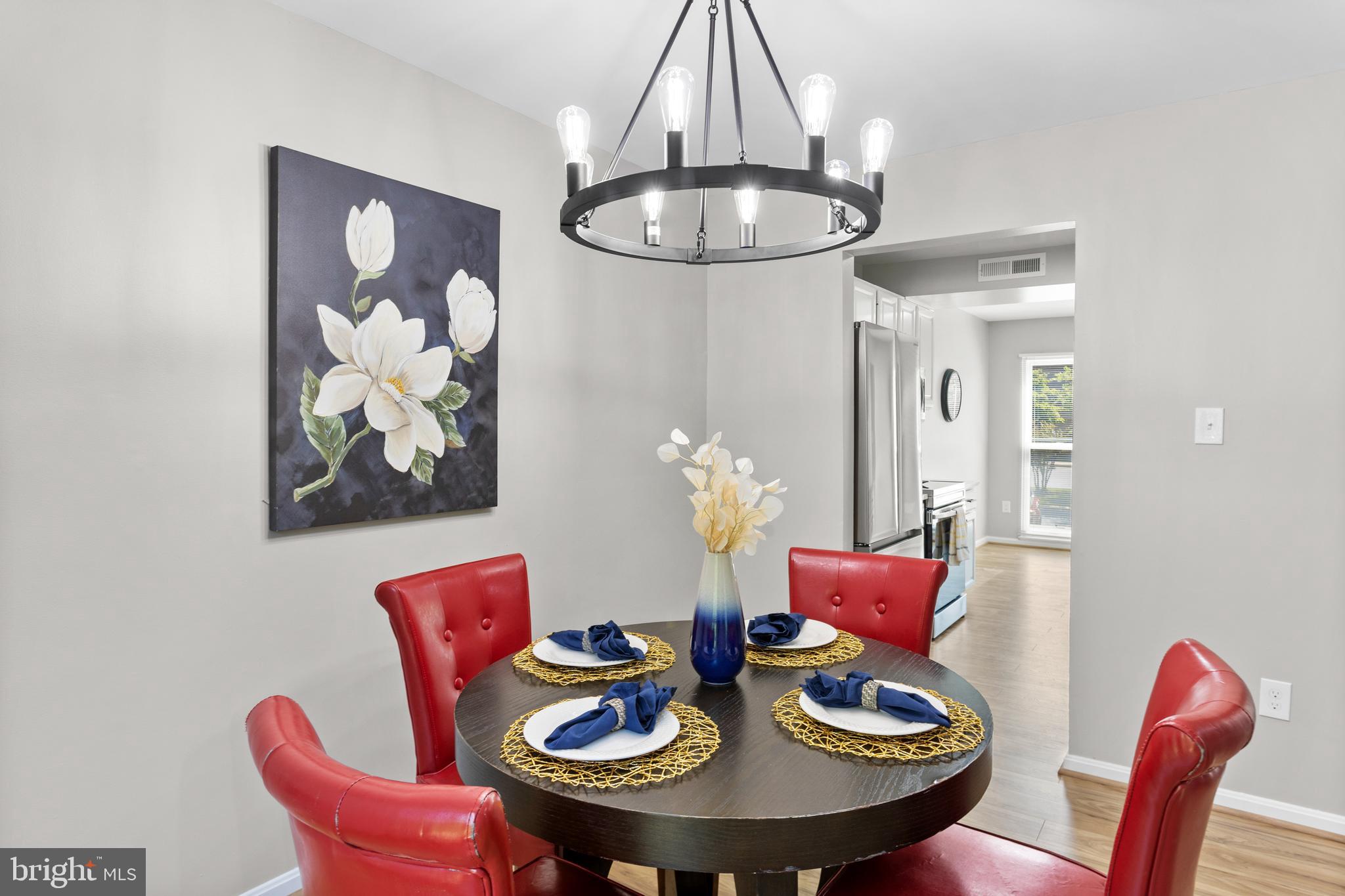 7243 Mill Run Dr #12-7
