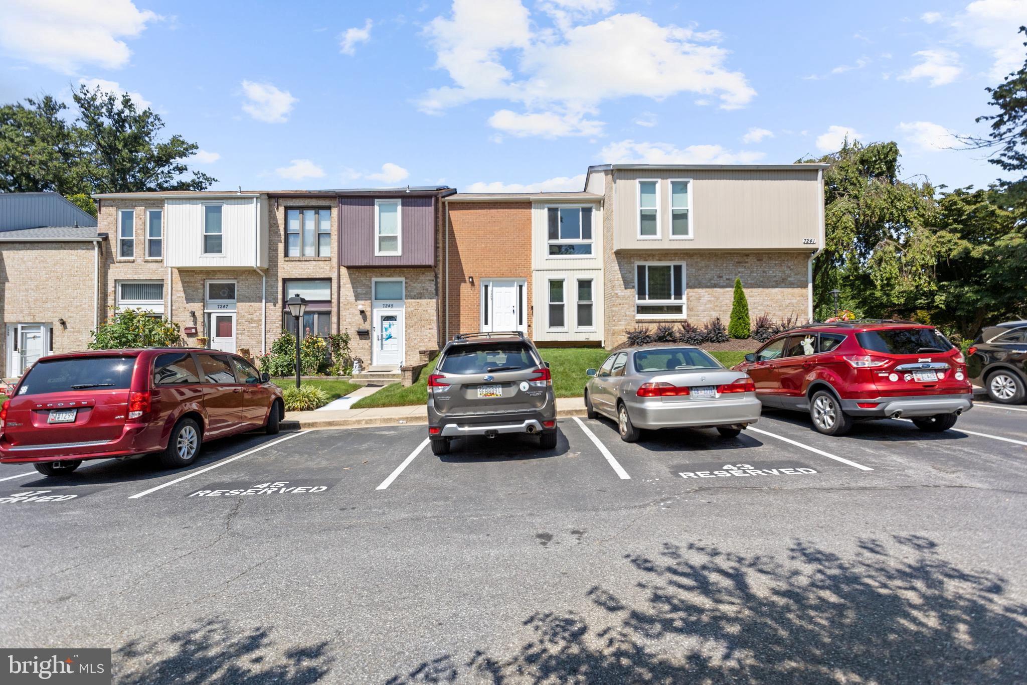 7243 Mill Run Dr #12-7