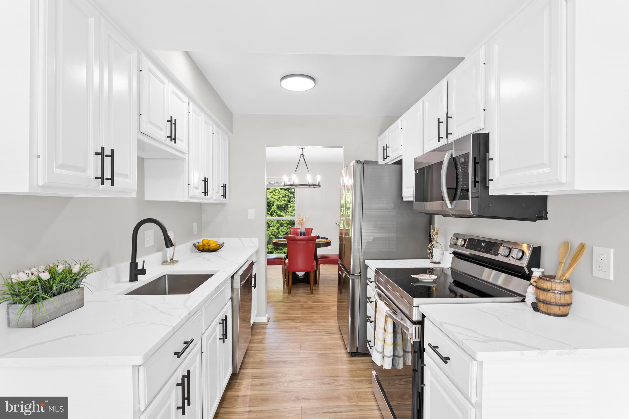 7243 Mill Run Dr #12-7