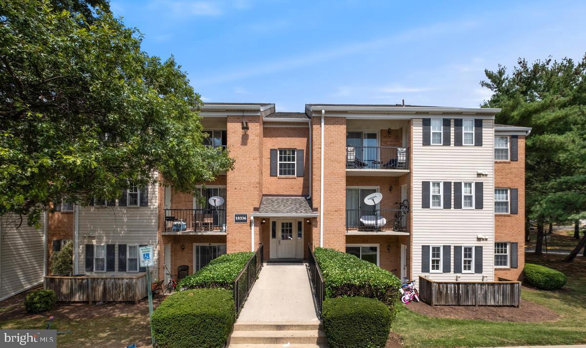 18336 Streamside Dr #303