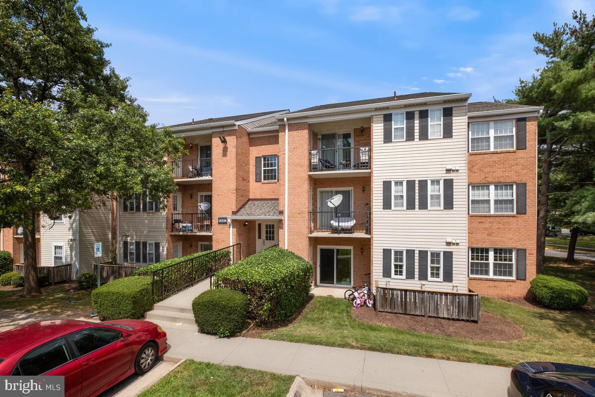 18336 Streamside Dr #303