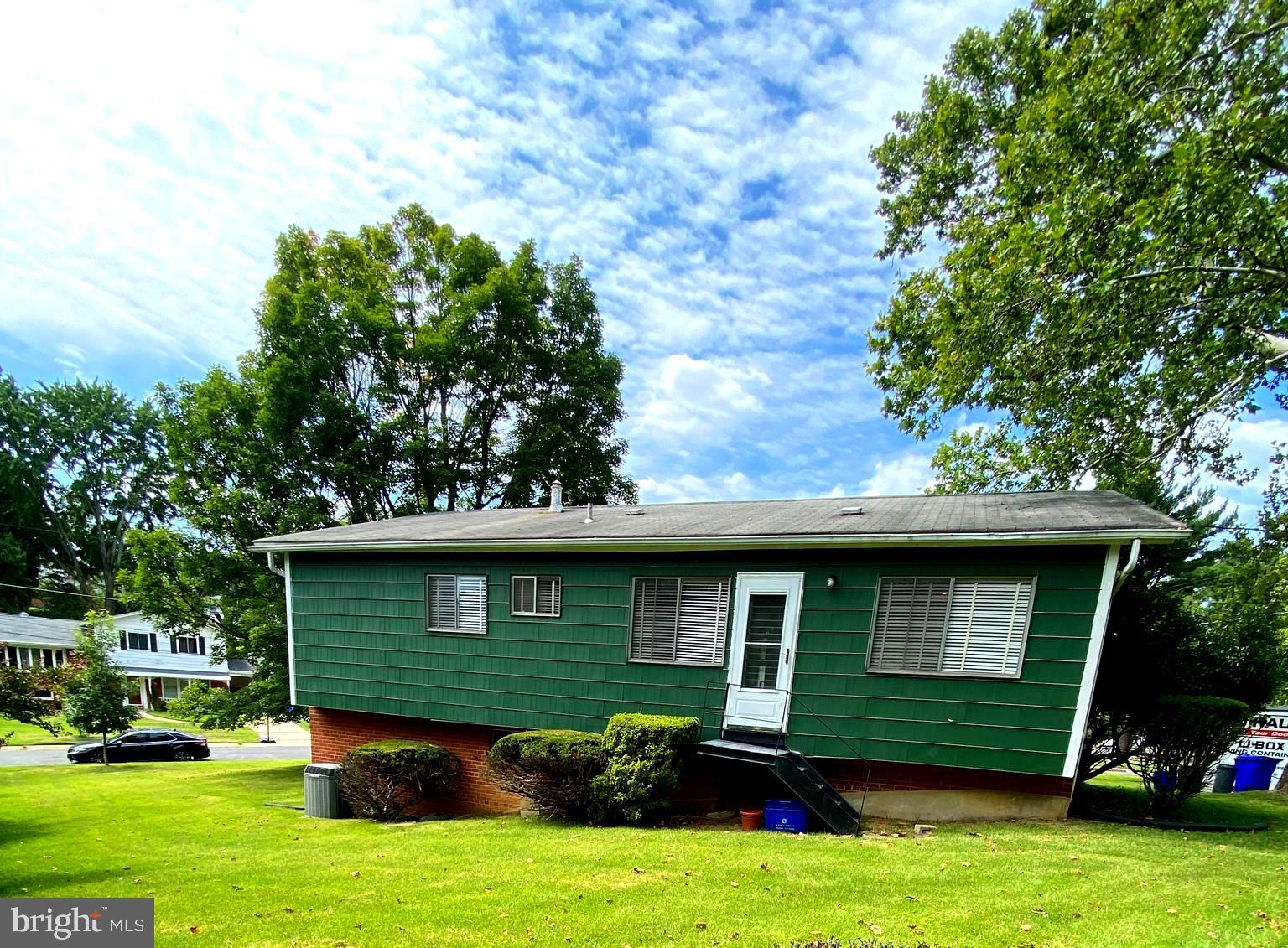 1301 Xaveria Dr