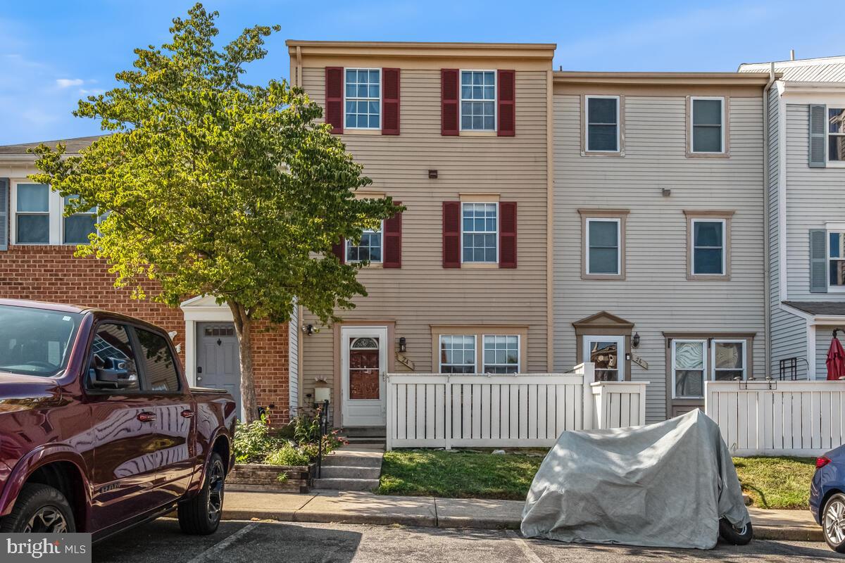 24 Appledowre Ct #50