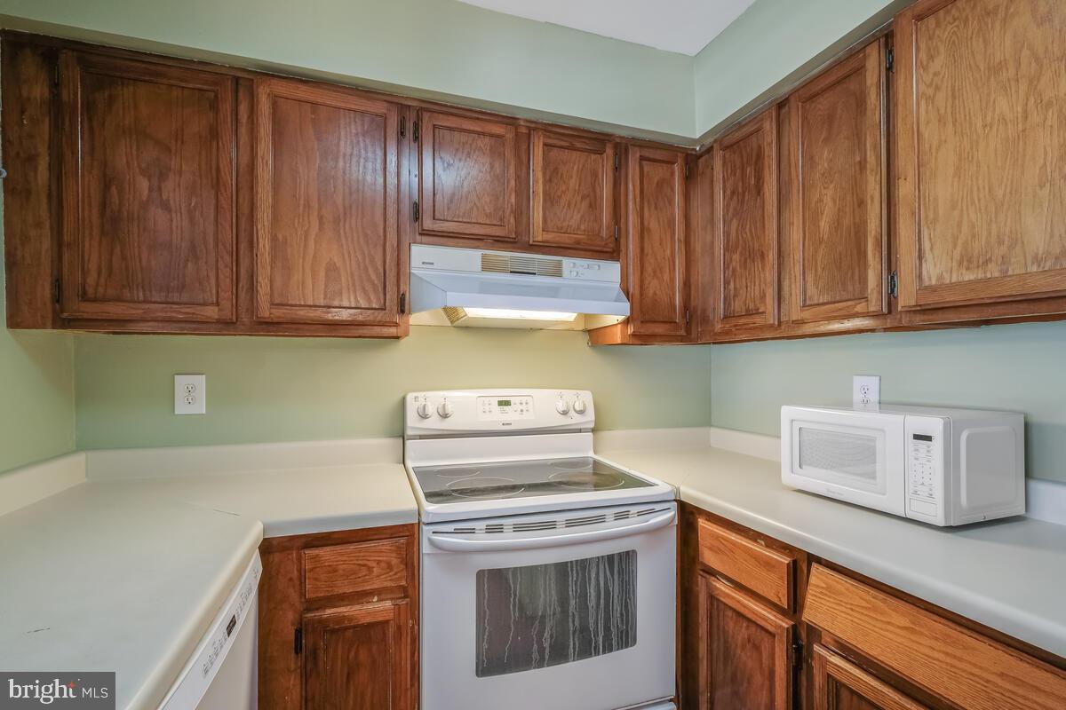 24 Appledowre Ct #50