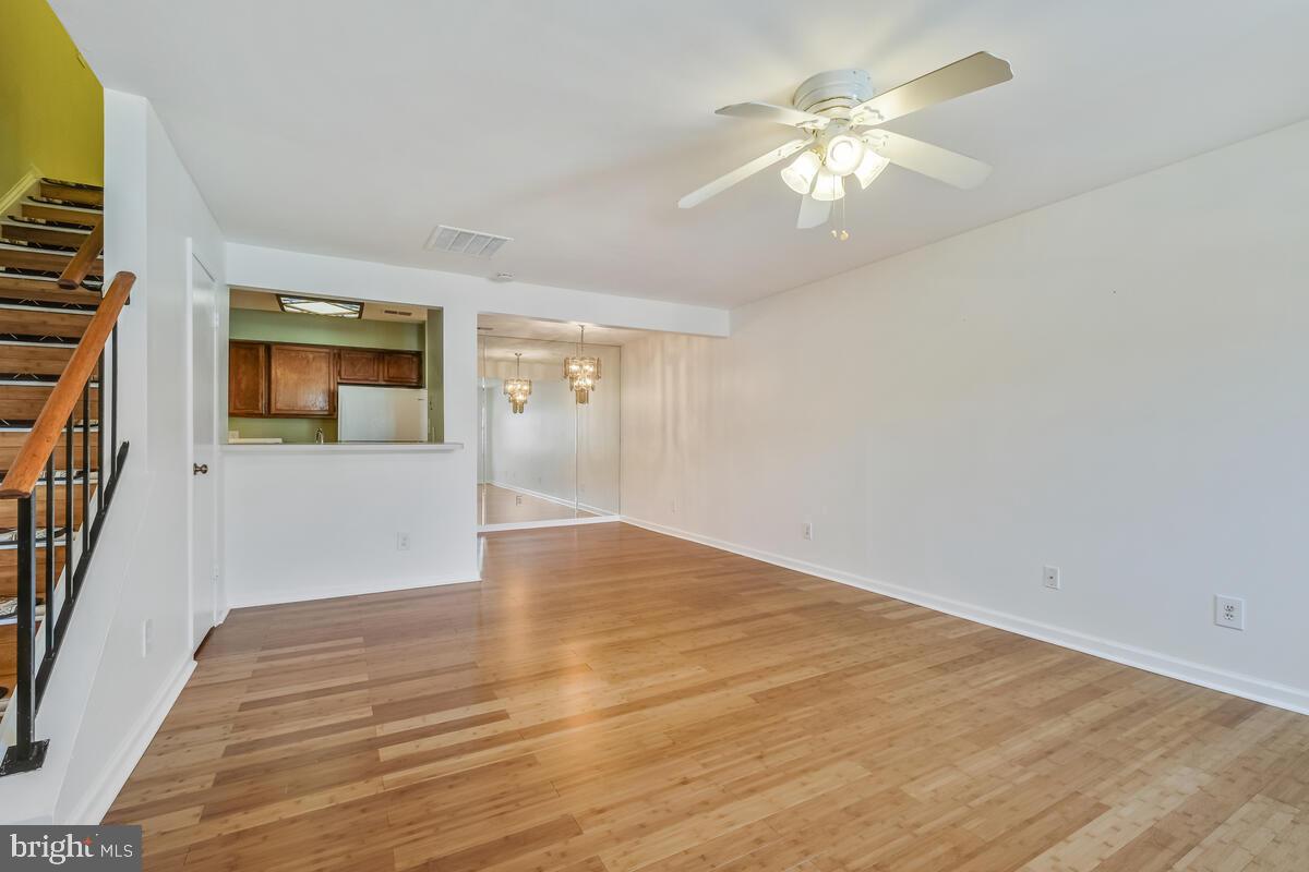 24 Appledowre Ct #50