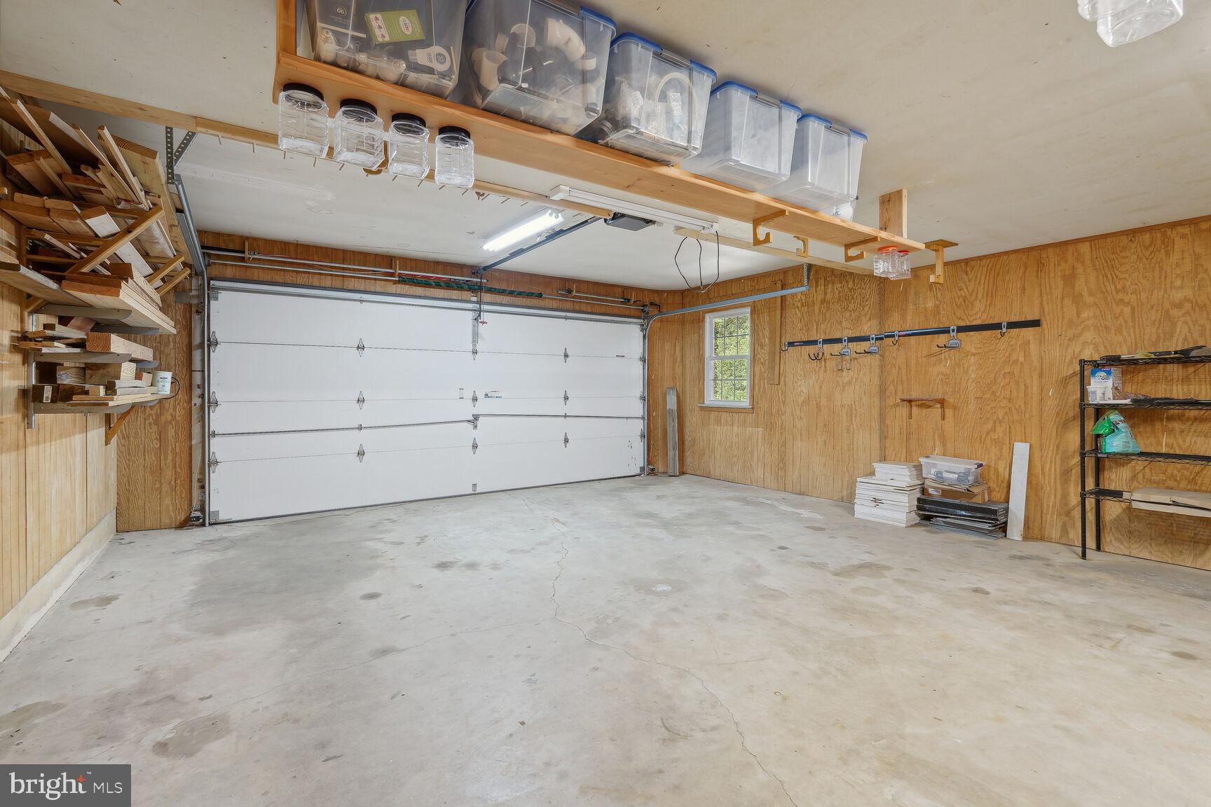 11004 Luxmanor Rd
