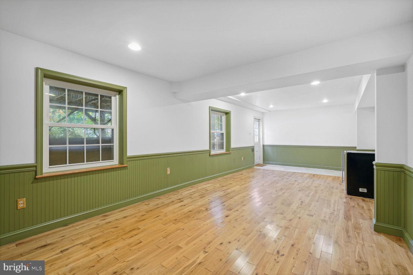 11004 Luxmanor Rd